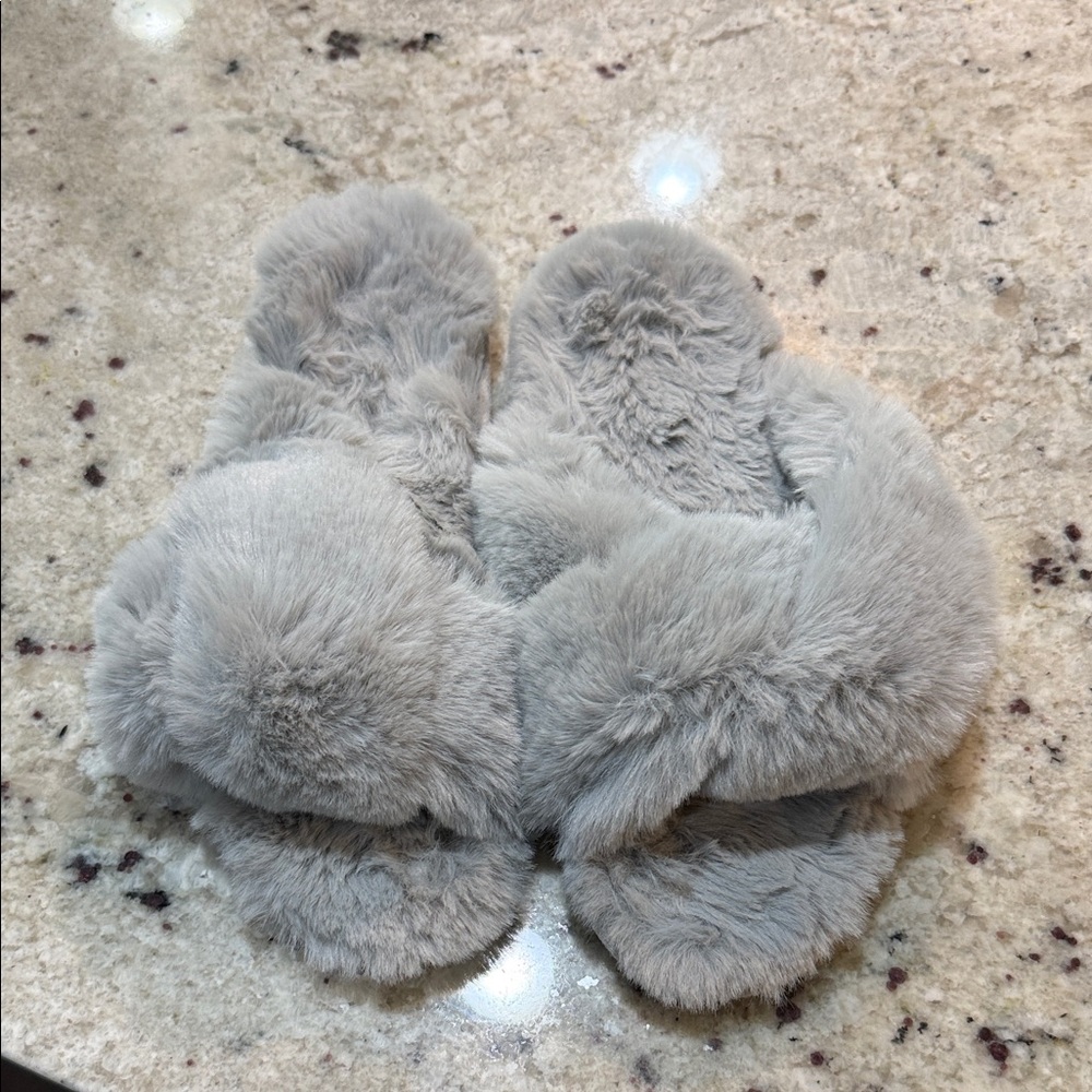 LOFT Women’s Light Gray Faux Fur Slippers. Worn once. Size 9/10.